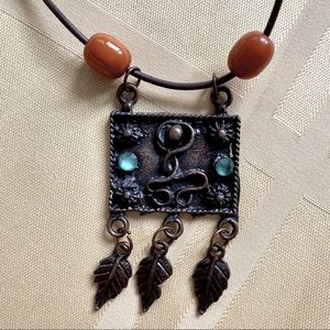 Fashion jewelry necklace from Turkey, gently used